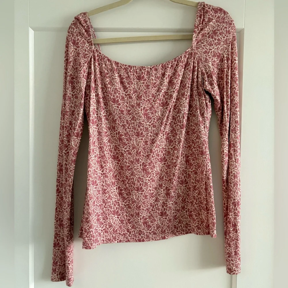 Shore Floral Sweetheart Neck Long Sleeve Top - Picture 5 of 6